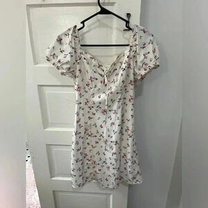 coquette style white mini floral‎ dress perfect for spring